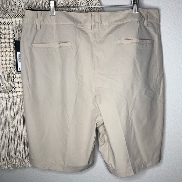 Oakley Tan Honors Performance Shorts Sz 38 - Picture 4 of 7